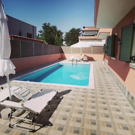 Elpida * Nea Irakleia