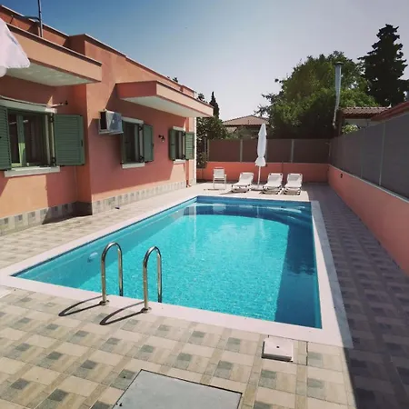 Εξοχικό σπίτι Elpida Νέα Ηράκλεια